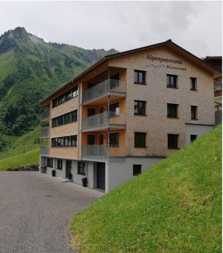 Alpenpanorama Konzett Daire Faschina Dış mekan fotoğraf